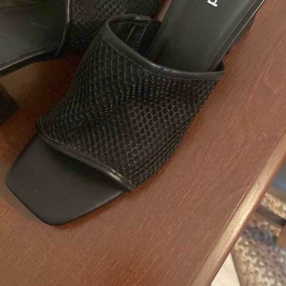 Black heel backless sandals - ABOUND- 8.5- NWT- dress up or down - Picture 4 of 9